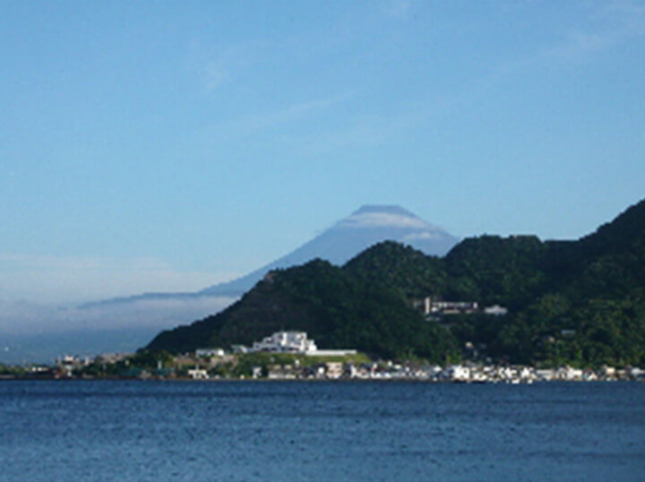 富士山 夏-民宿 ニュー白坂から臨む